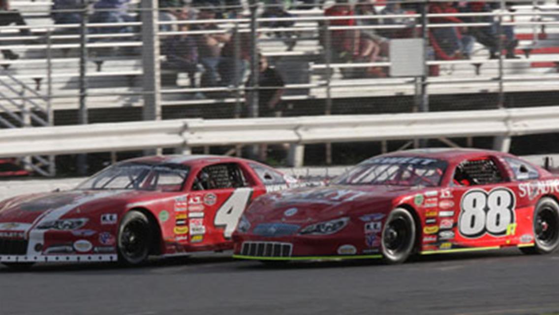 Therrien, Atkins win ESPN 101.3 Night Late Model Twin 25&#39;s