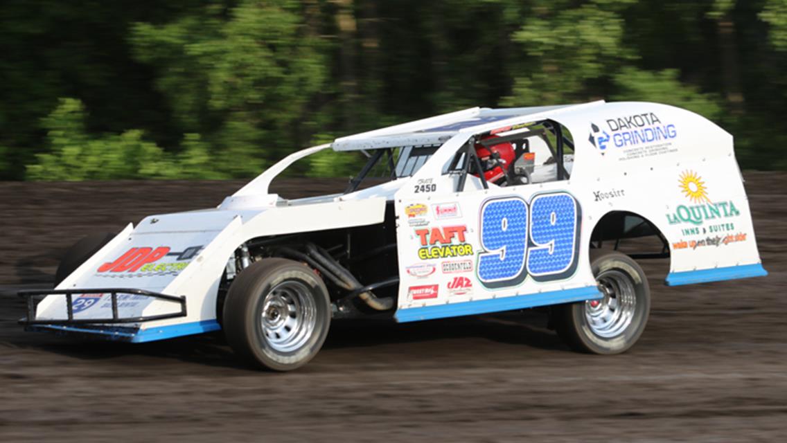 Arneson Steals Modified Win in Photo Finish