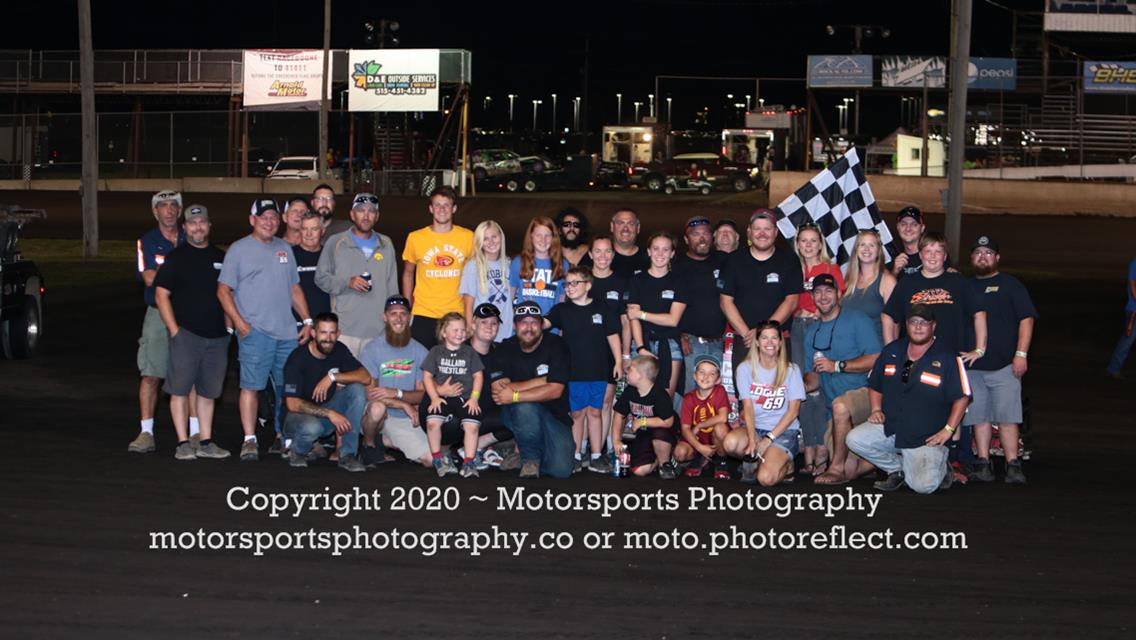 Dylan Thornton takes Modified win by inches