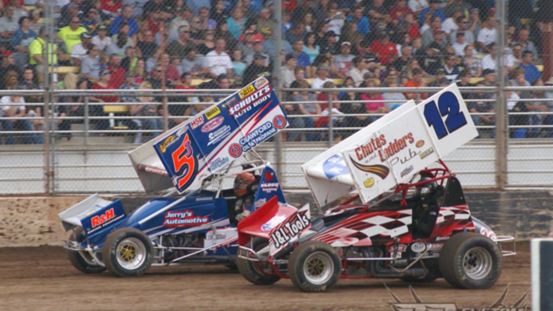 BUMPER TO BUMPER IRA OUTLAW SPRINTS TO CRANK IT UP AT OSHKOSH SPEEDZONE!