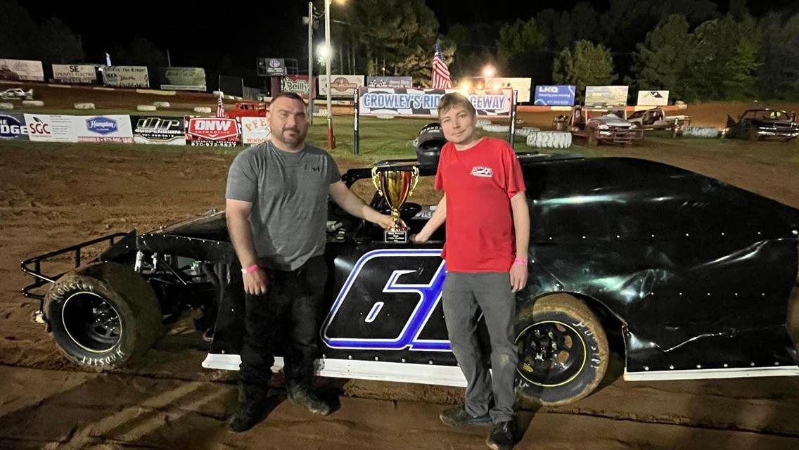 Weekend Cadillac Chassis winners include Simpson racking up multiple victories