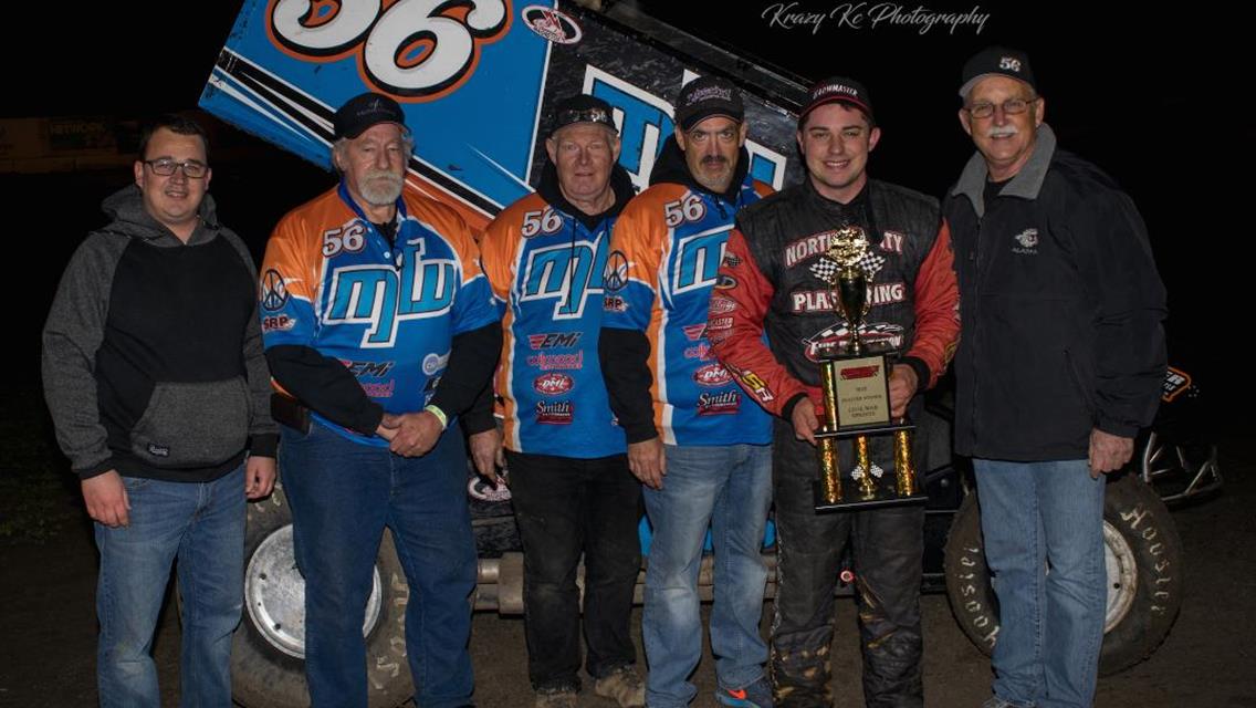 Sanders and Law Earn Wins During Opening Night