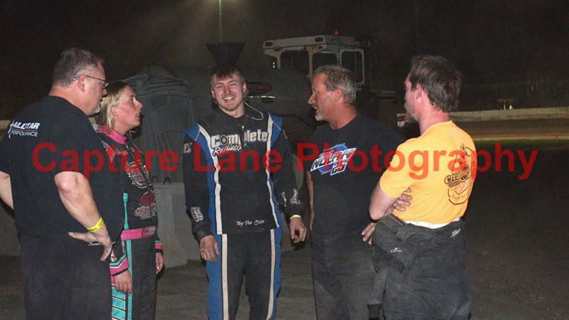 BENNETT STRIKES PAYDIRT IN OUTAGAMIE SEUBERT CALF RANCHES LATE MODEL LID-LIFTER