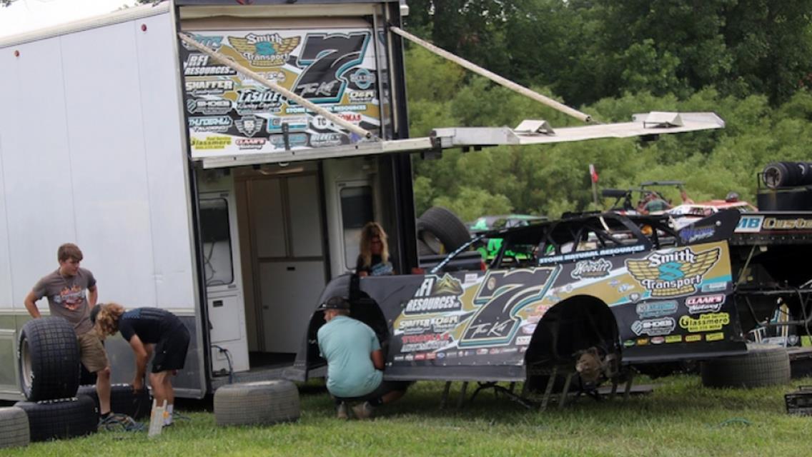 Oakshade Raceway (Wauseon, OH) – DIRTcar Summer Nationals – Birthday Race – July 16th, 2022. (Jim DenHamer photo)