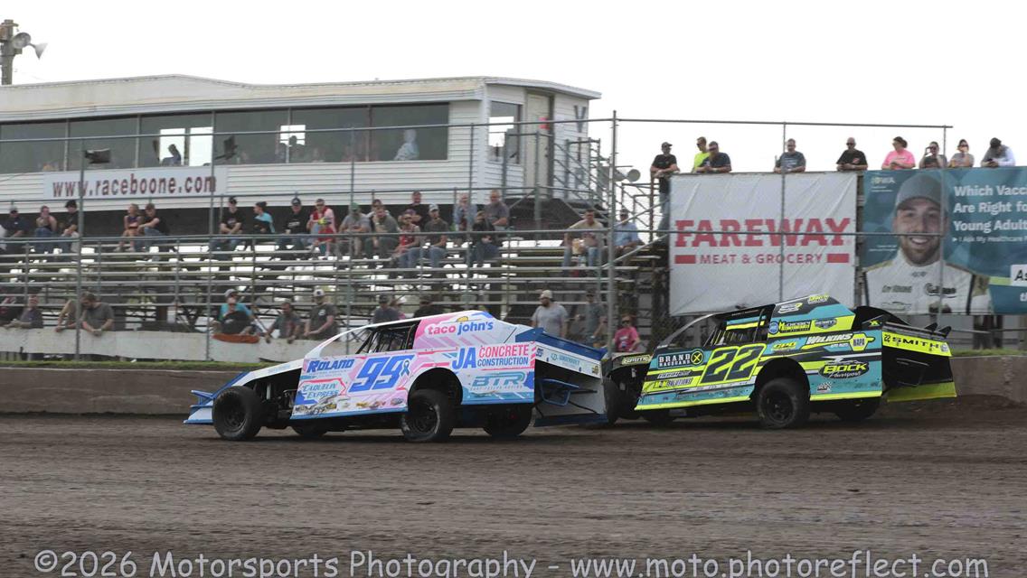 Huggins Hustles to Boone Mod Lite Victory; Modified Make-Up Feature Set for Saturday