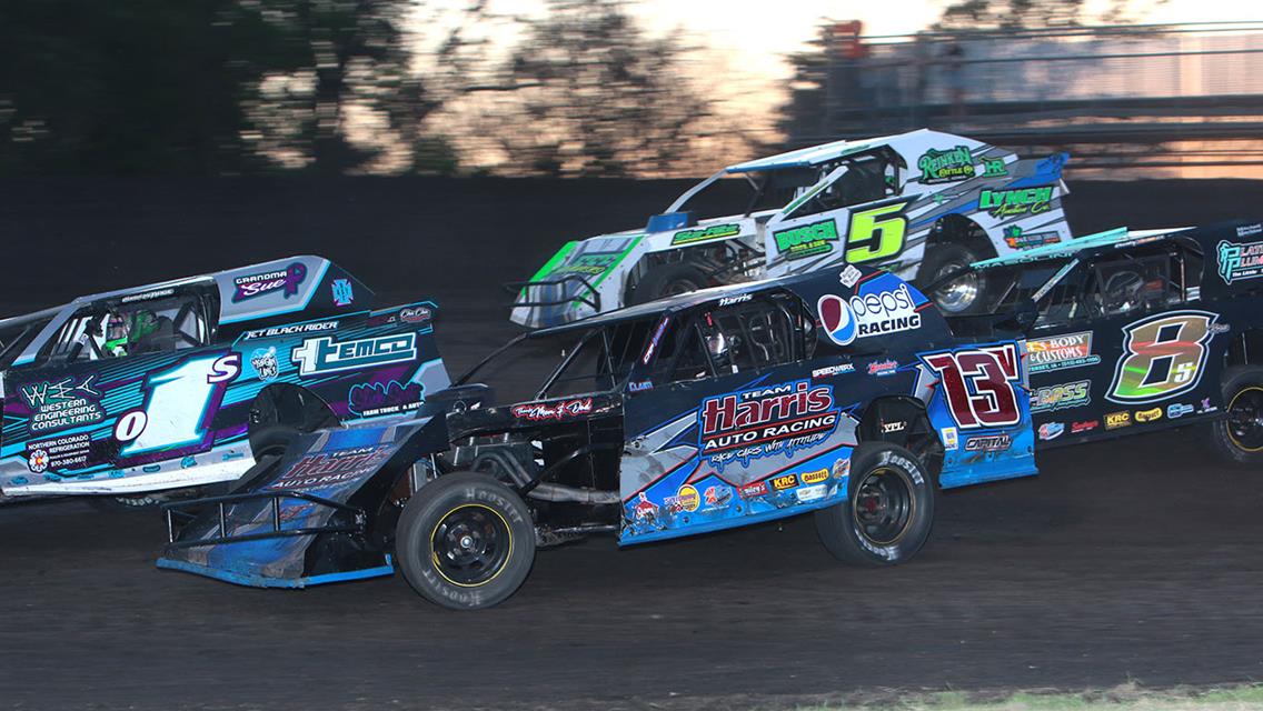 It's Shute in a thriller at the line, Van Horn, Lynch, Smith, and May also see checkers