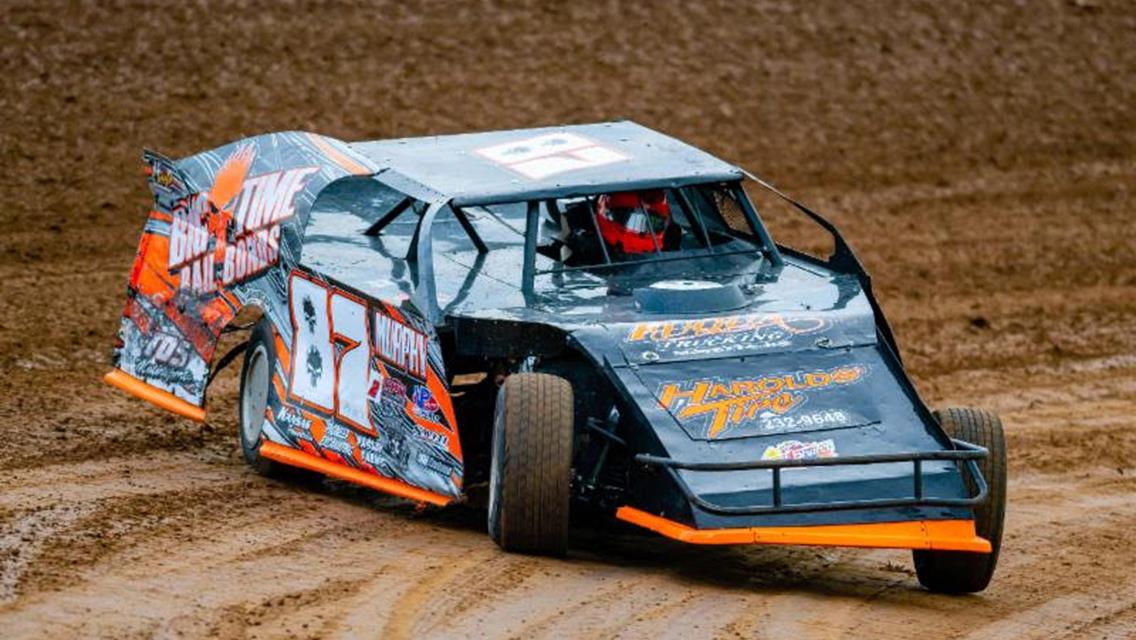 Lucas Oil Speedway USRA Modified champ Fuqua ponders Late Model ride after dream 2018 season