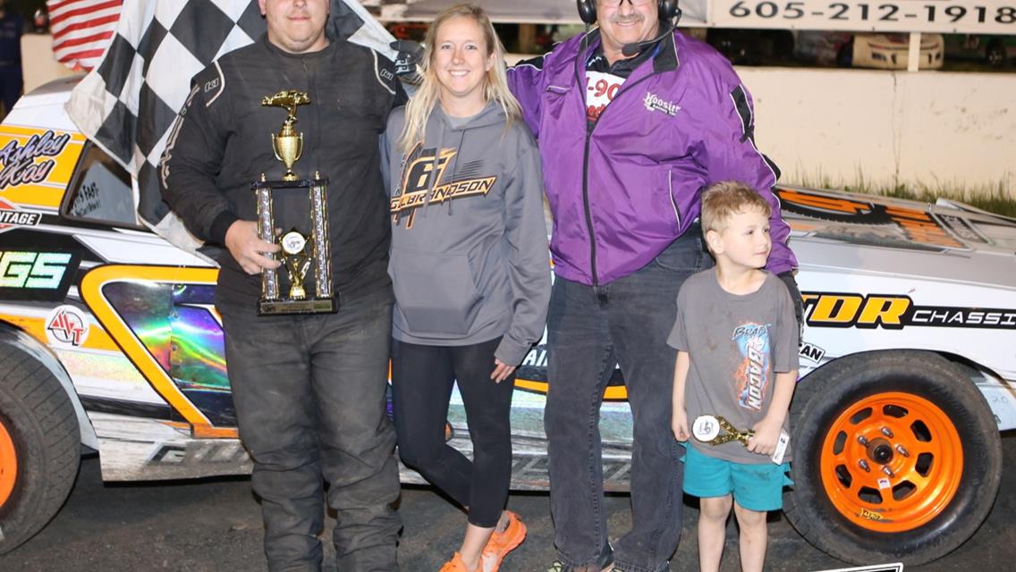 Estenson tops NOSA 410s at I-90 Speedway