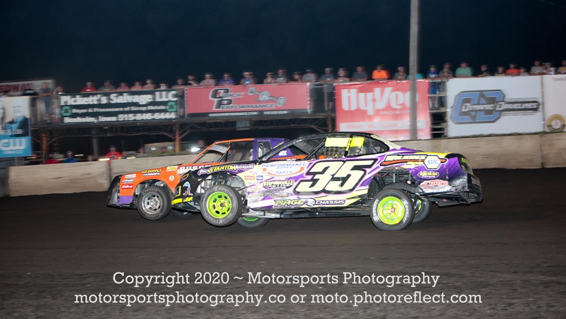 Super Saturday wins to Roberts and Logue