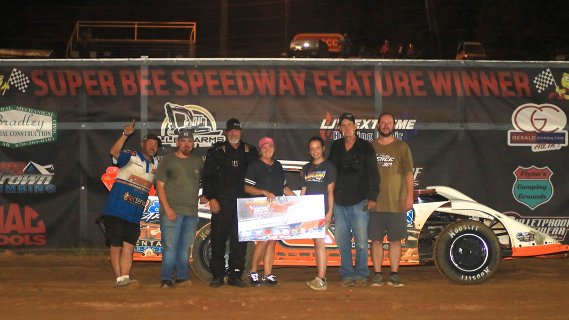 Mullins Doubles Up at Super Bee with Gulf South Crate Racing Association