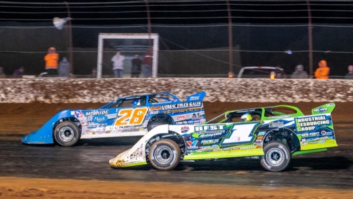 Erb breaks while leading Fall Classic at Whynot