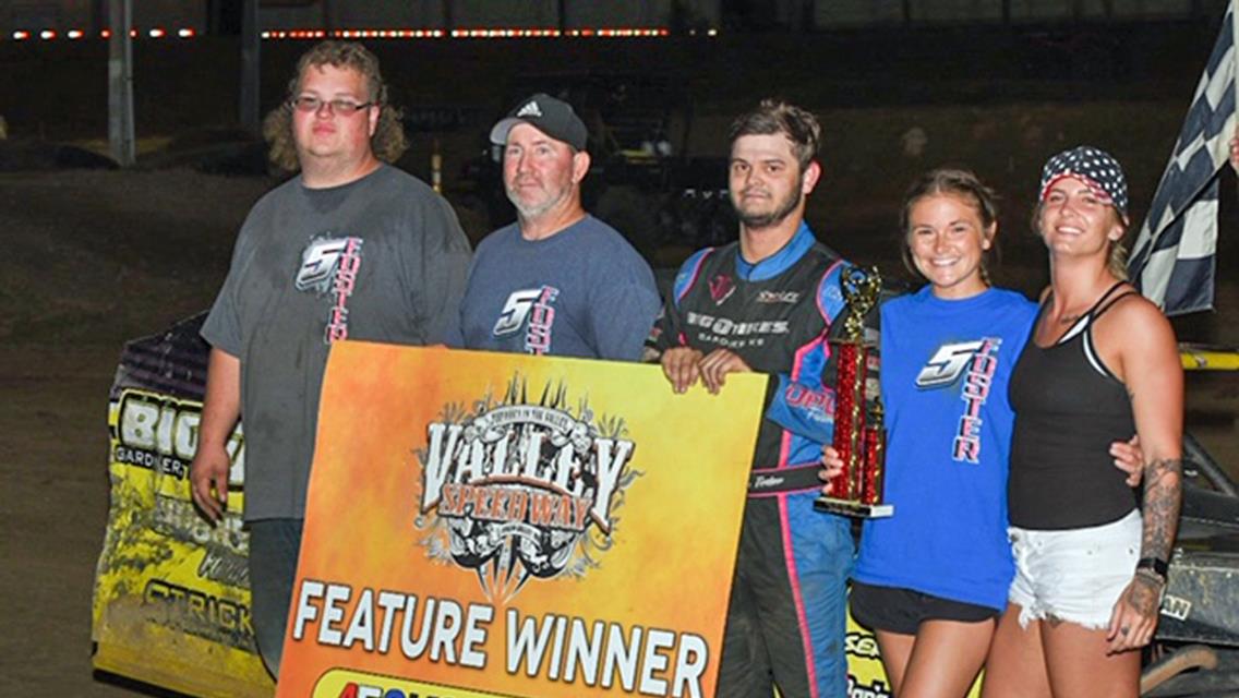 Foster posts another B-Mod win at Valley Speedway