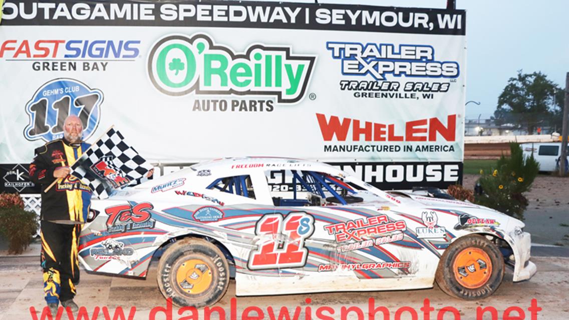 Oreskovich and Van Straten Double Up, Swedberg, Roedl, and Wendt Also Claim Checkers