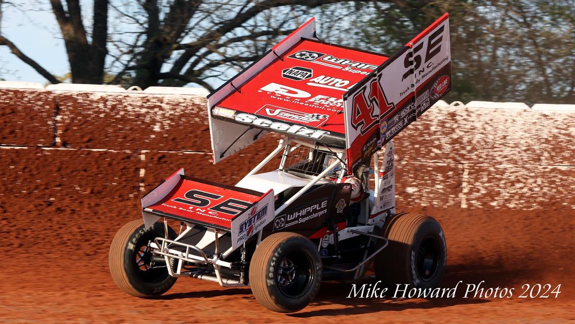 Dominic Scelzi Showcases Speed During First Weekend Back in Sprint Car