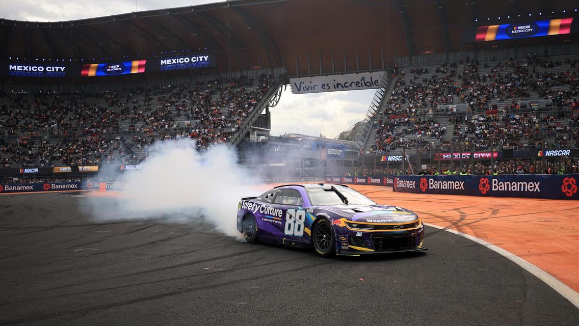Fiesta of Speed: Van Gisbergen and NASCAR Soar in Vibrant Mexico City Debut