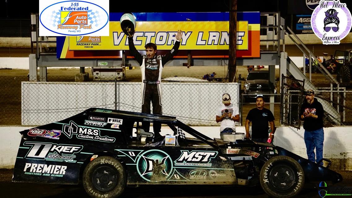 Damian Kiefer scores big B-Mod win at I-55 Federated Auto Parts Raceway Park!