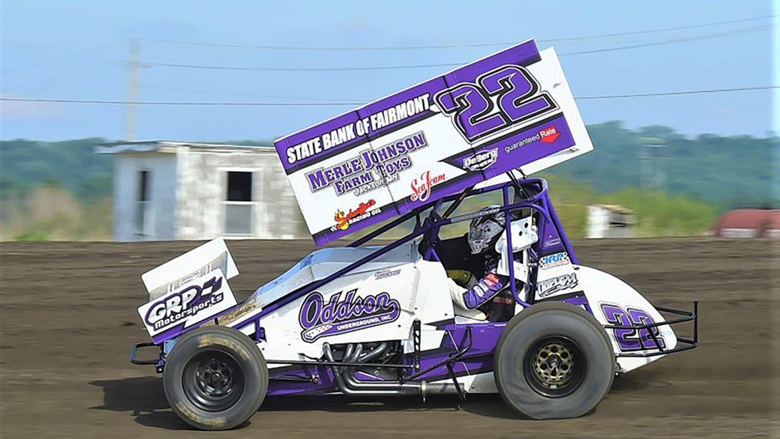 Kaleb Johnson Sees Top Runs Thwarted by Mechanical Trouble
