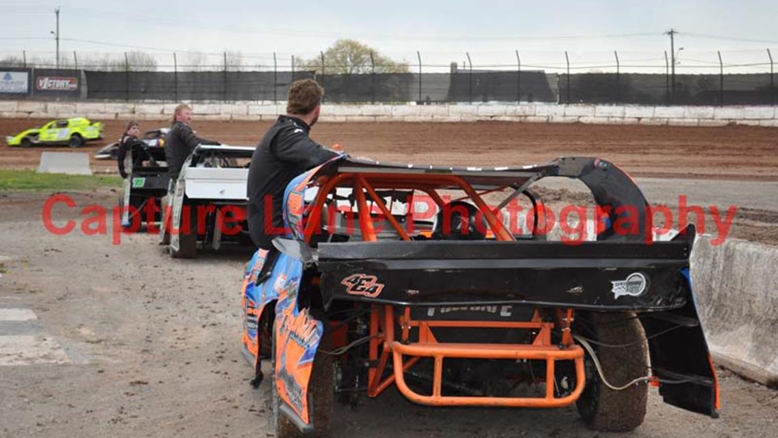 BENNETT STRIKES PAYDIRT IN OUTAGAMIE SEUBERT CALF RANCHES LATE MODEL LID-LIFTER