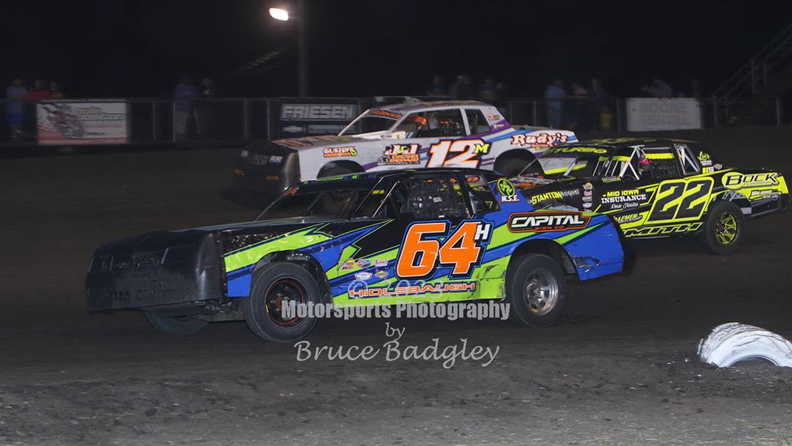 Shute returns to Victory Lane, May takes Corn Belt Clash win