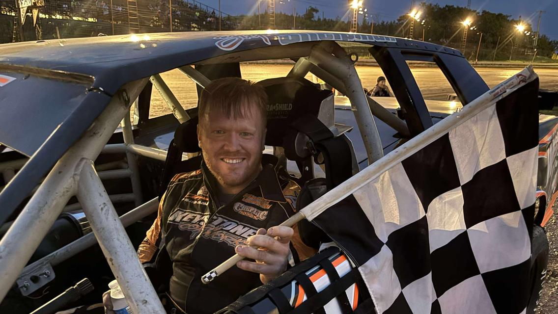 Double Dominance: Shelpman and Burgoon Conquer the Track