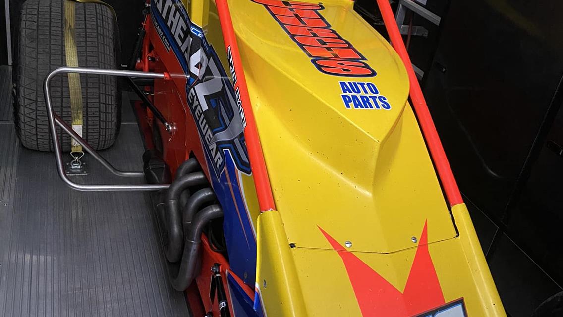 Amantea Battles for USAC East Coast Sprint Cars Podium Early at Winchester Speedway