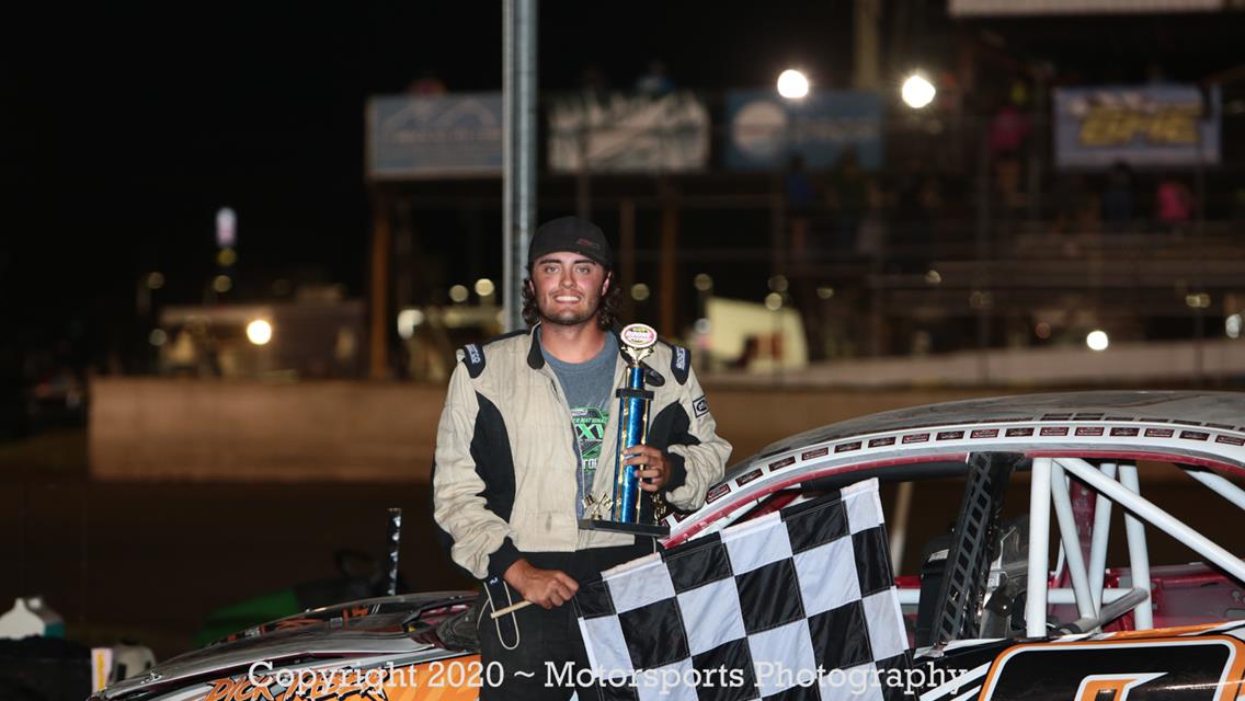 McBirnie posts first IMCA Modified victory