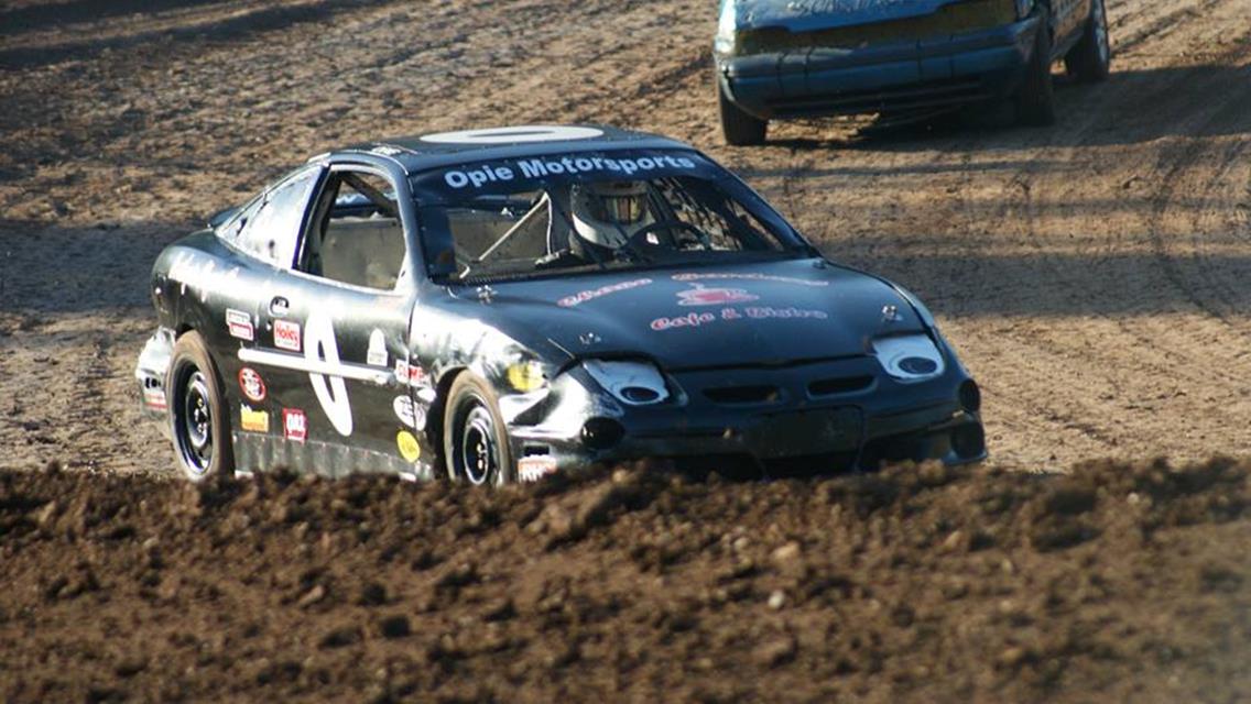 Quality RV Repair Hornet Title Up For Grabs At CGS In 2016