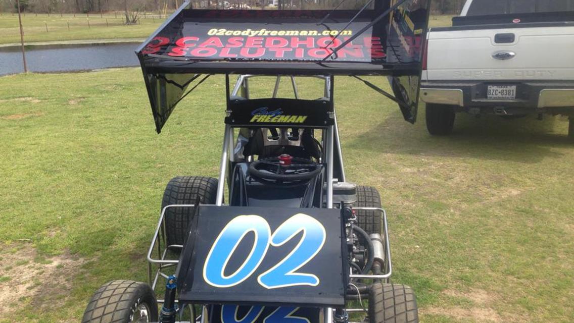 Freeman Rides Roller Coaster During First Trip to Oklahoma