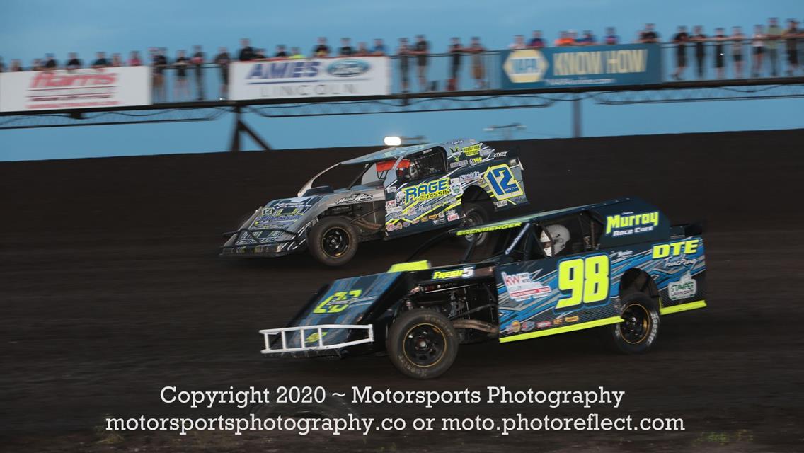 Brown, Smith, Smith, Hidlebaugh, and Brown score wins with fans in the stands