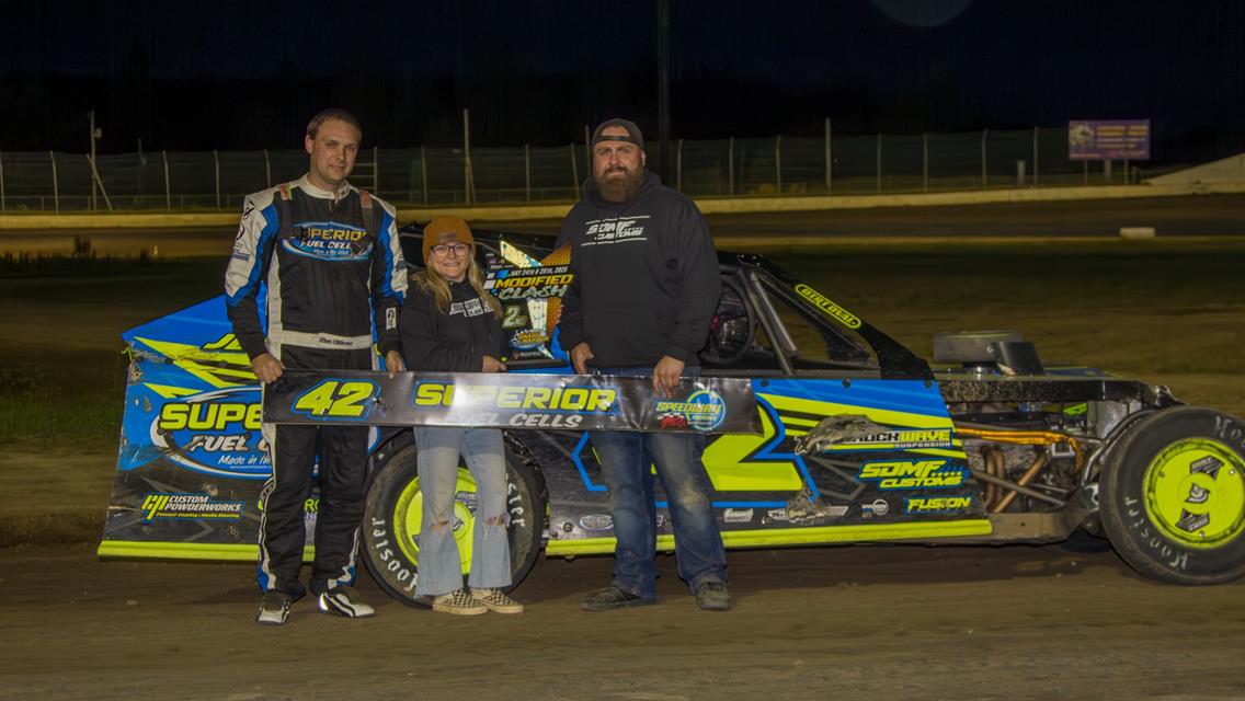 Eston Whistler wins Night 1 of the Modified Clash