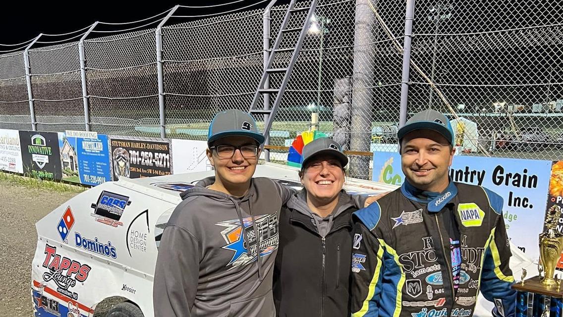 Saturday Night Thunder - Ladies Night - Results &amp; Recap