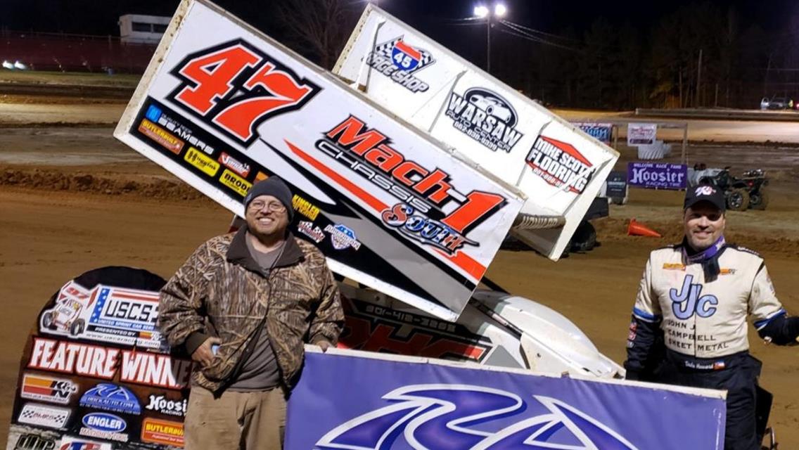Dale Howard stops Mark Smith's streak at Chatham Speedway on Friday