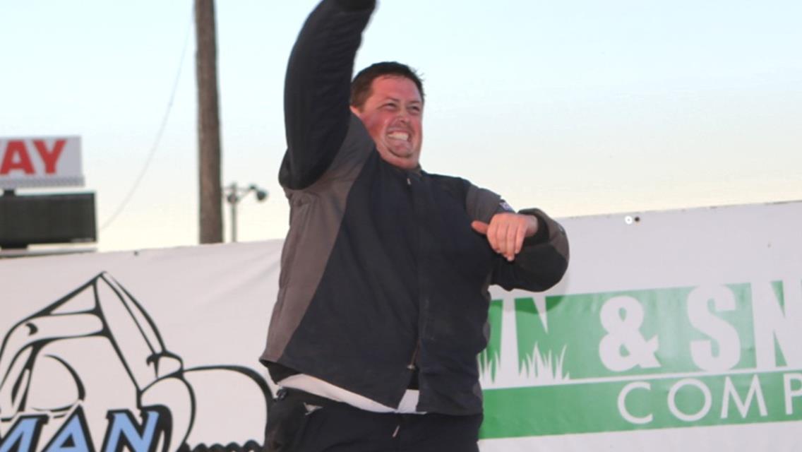 Bickett scores 21st career I-90 win, Yeigh reaches 39th
