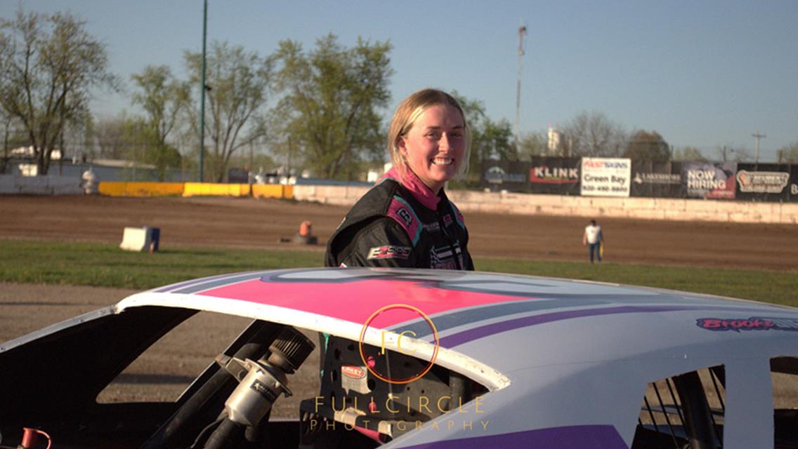 WHITMAN SHADES SCHMIDT, SCORES OUTAGAMIE IMCA MOD GO