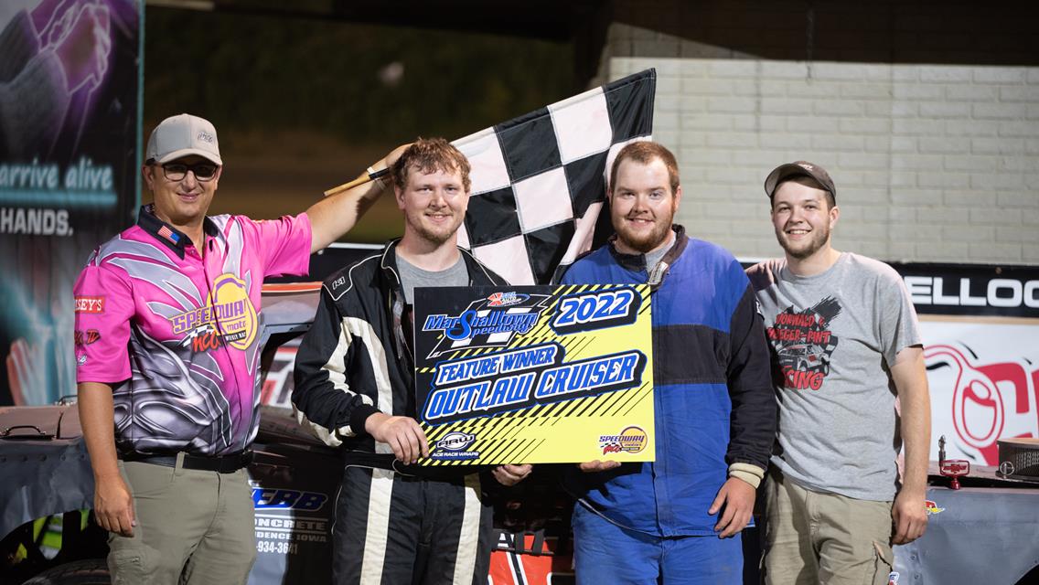 Kroening and Horejsi take $1,000 each back to Illinois and Minnesota