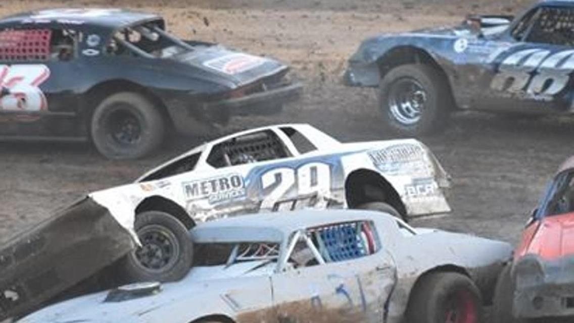 Battle At The Beach Lucky Rides For The Kids Saturday Night