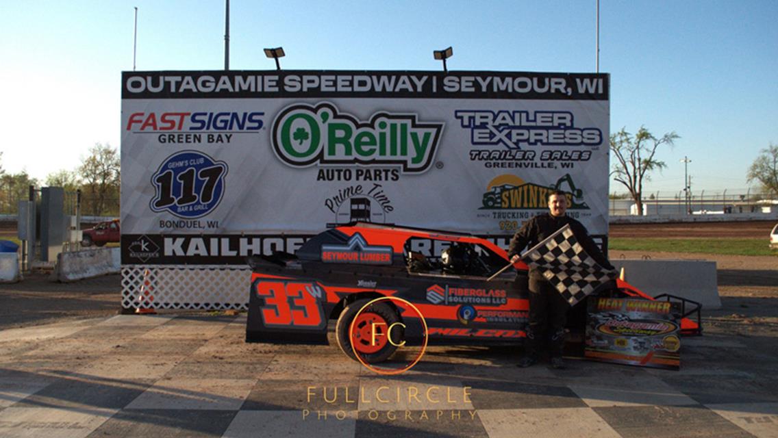WHITMAN SHADES SCHMIDT, SCORES OUTAGAMIE IMCA MOD GO