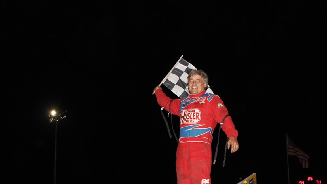 Swindell wing dances at Willamette with Lucas Oil ASCS