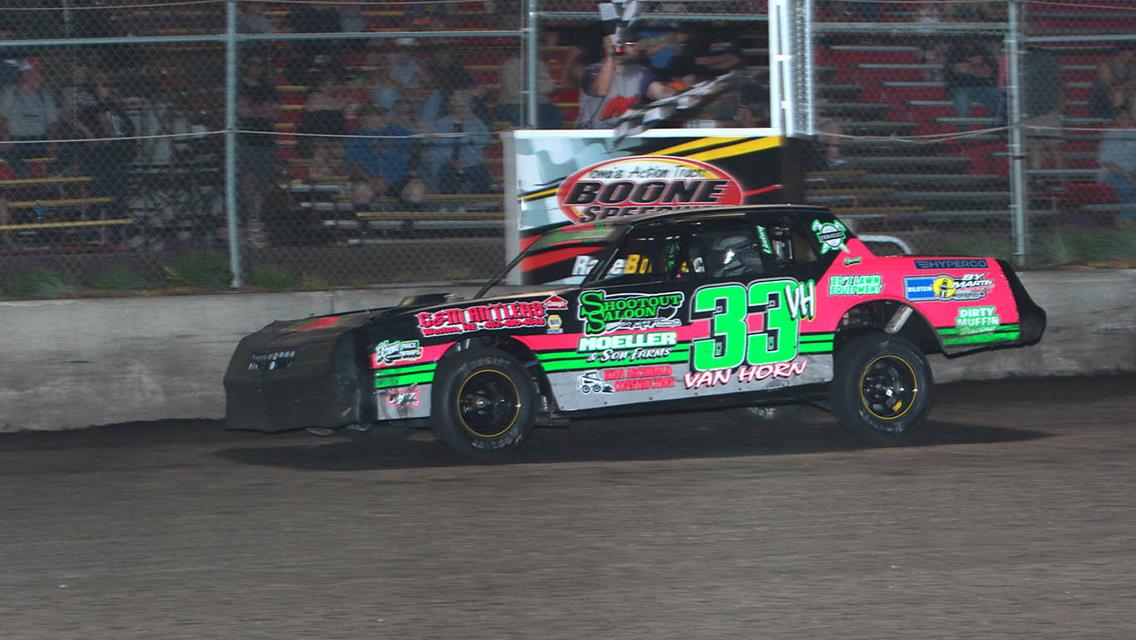 It's Shute in a thriller at the line, Van Horn, Lynch, Smith, and May also see checkers