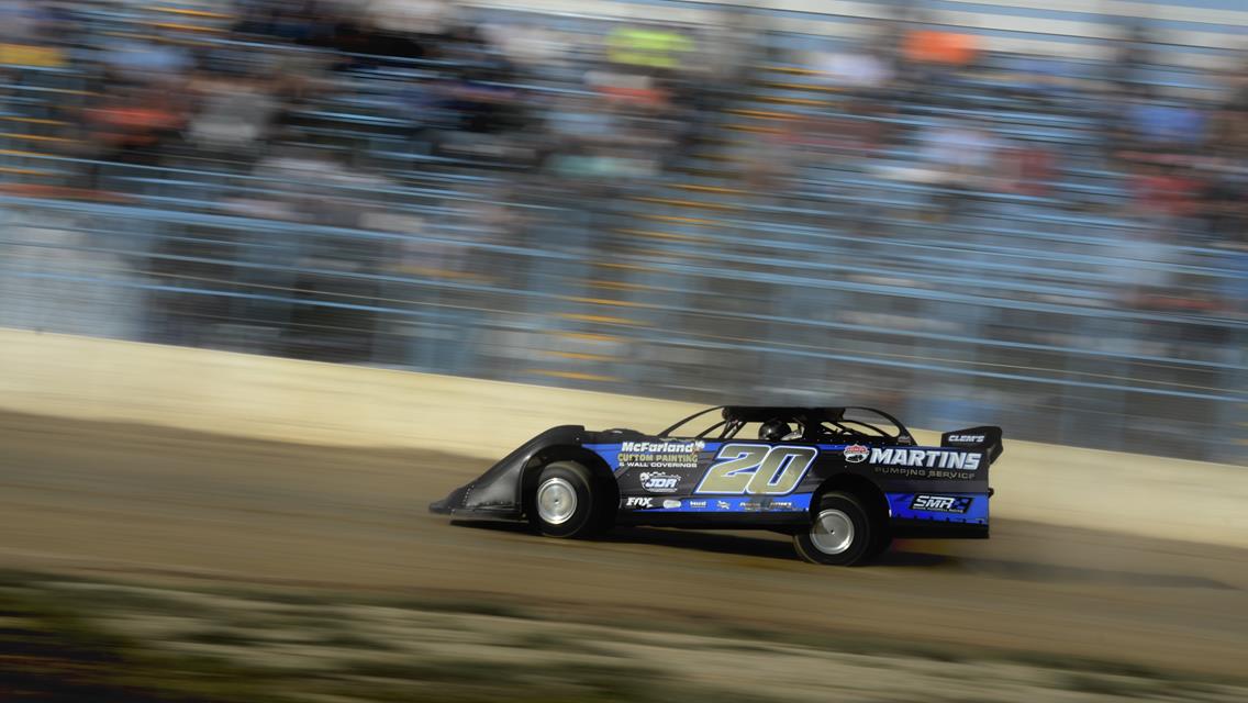 Feathers’ Visit to Georgetown Gets Muddied Up