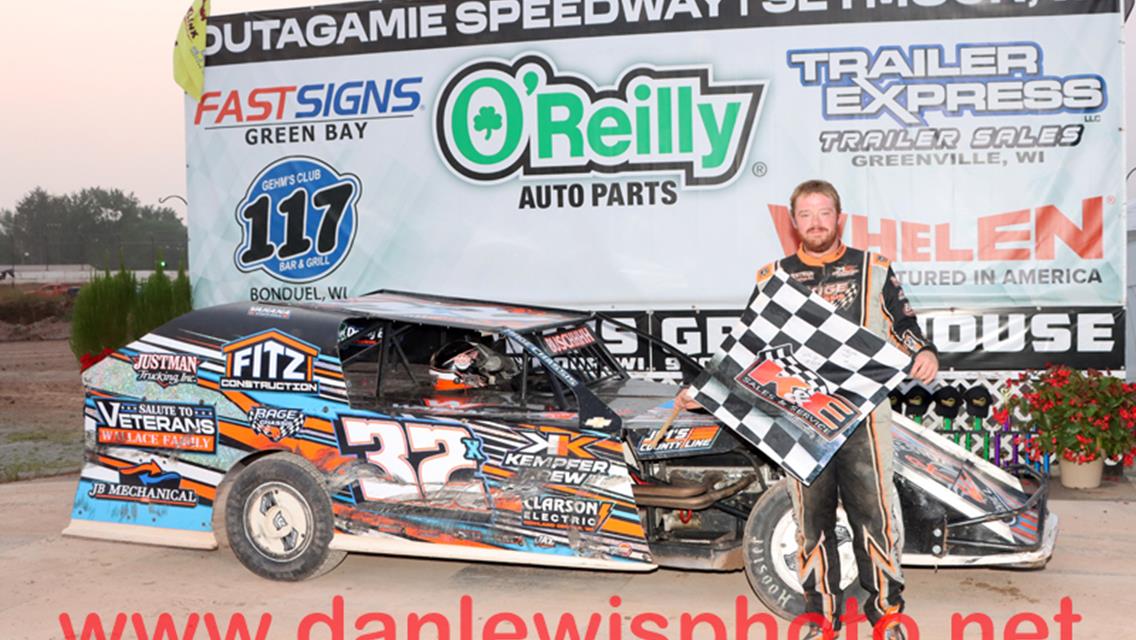 WOODS SWEEPS OUTAGAMIE MODS, MROCZKOWSKI, DIEFENTHALER, SCHMIDT & BOOTH ALSO FEATURE WINNERS