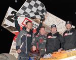 Stewart Uses Late-Race Pa