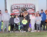 Steenbergen holds on for $1,000 IMCA Stock Car payday at Benton County Speedway