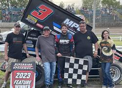 Moore Wins 360 Sprint Car Season O