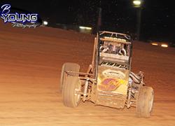 Hagar Riding Momentum in Midget En