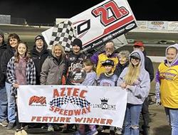 Jake Bubak Sweeps POWRi Desert Wing Sprint Series