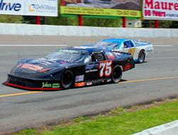 Defending Champion Awtey Wins Opening Night 2017 A