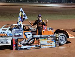 Steele Dominates Needmore to Capture $10,000 Early