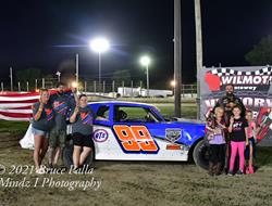 Carlson Wins Seven in a Row