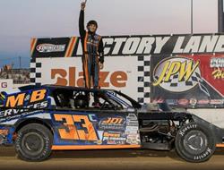 Travis Schulte Wins First Modified Feature Win Fri
